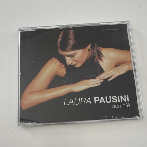 Laura pausini non è - -, c'è